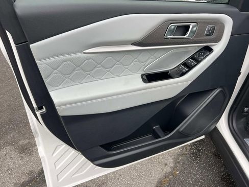 New 2026 Ford Explorer Platinum w/ LUX Leather Package image 10