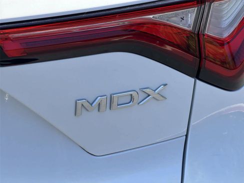 Certified 2022 Acura MDX FWD image 8