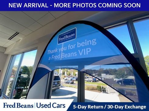 Used 2024 Kia Carnival EX FWD image 13