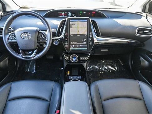 Used 2022 Toyota Prius Prime XLE image 13