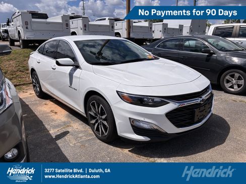 Used 2025 Chevrolet Malibu RS FWD image 1