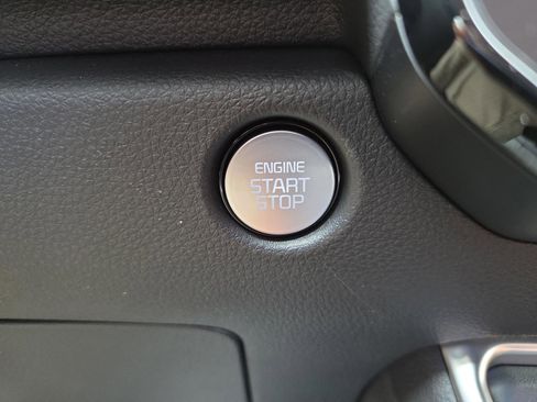 New 2026 Kia Carnival SX image 21