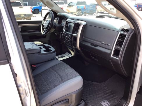 Used 2018 RAM 1500 Big Horn AWD/4WD image 15