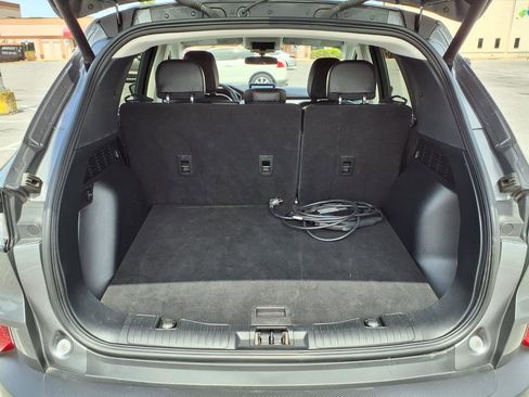 Used 2022 Ford Escape SEL FWD image 18