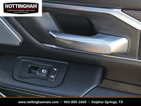 Used 2025 RAM 1500 Laramie image 32