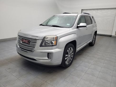Used 2017 GMC Terrain Denali image 2