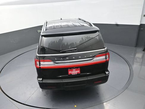 Used 2020 Lincoln Navigator Reserve w/ Luxury Package AWD/4WD image 29