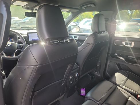 Certified 2023 Ford Explorer ST w/ ST Street Pack RWD image 10