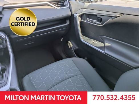 Certified 2024 Toyota RAV4 XLE FWD image 16