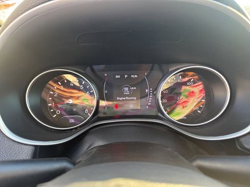 Used 2019 Jeep Compass Latitude image 18