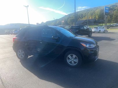 Used 2022 Chevrolet Trax LT w/ LT Convenience Package