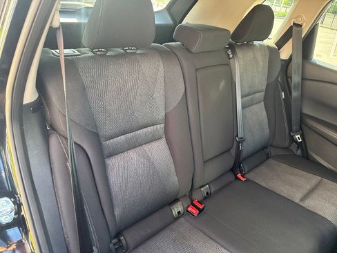 Used 2025 Nissan Rogue SV FWD image 31