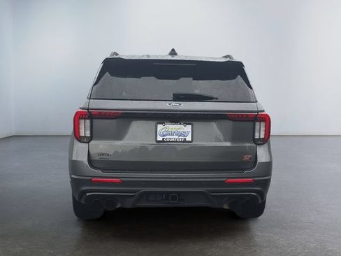 Certified 2025 Ford Explorer ST AWD/4WD image 4