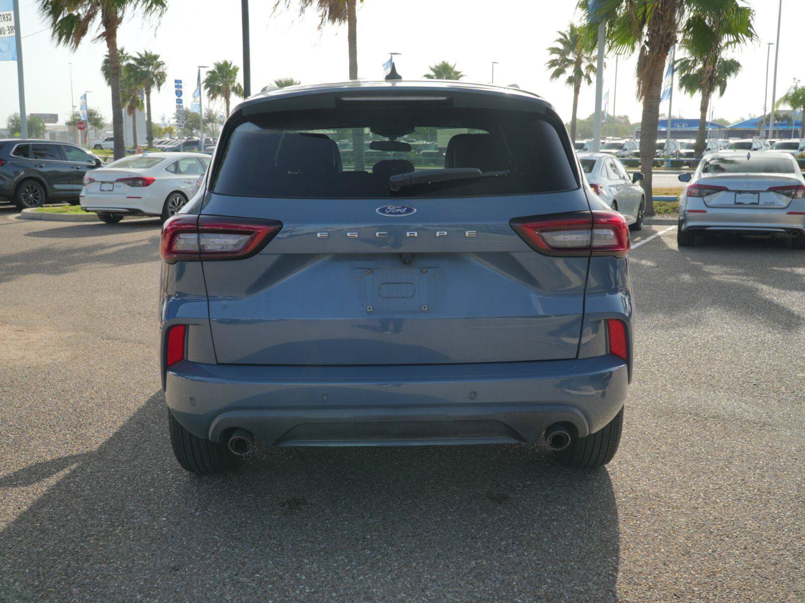 Used 2023 Ford Escape ST-Line w/ Tech Pack #1 FWD image 7
