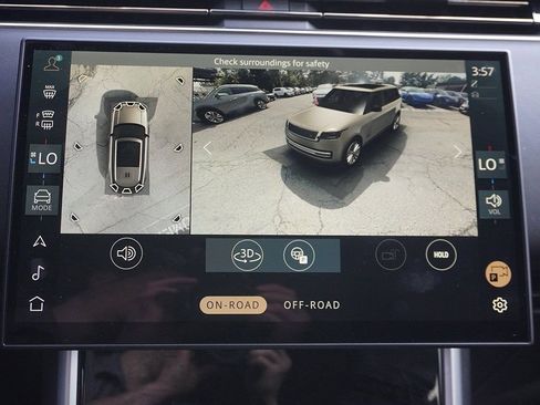 Used 2024 Land Rover Range Rover Long Wheelbase Autobiography image 79