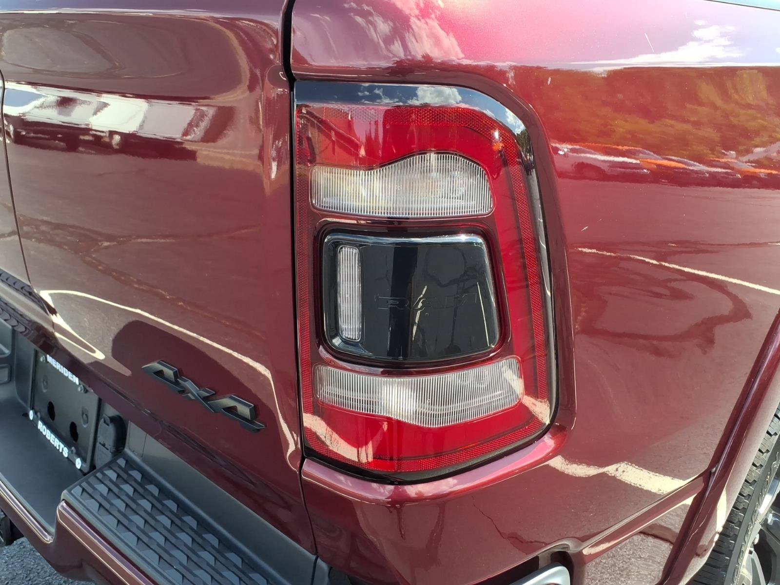Used 2023 RAM 1500 Limited AWD/4WD image 12