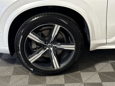 Used 2019 Volvo XC90 T6 R-Design w/ Advanced Package AWD/4WD image 12