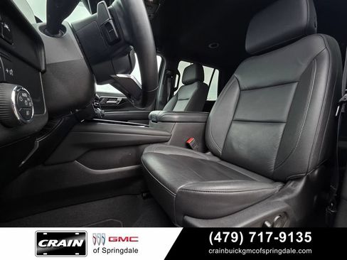 Used 2025 Chevrolet Tahoe Z71 AWD/4WD image 24