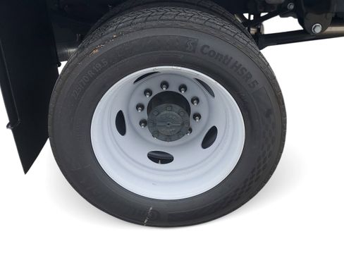 New 2024 Ford F550 2WD Regular Cab Super Duty image 11