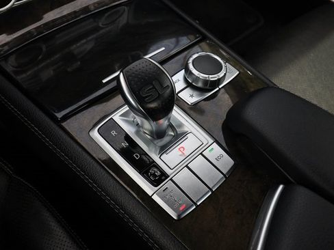 Used 2013 Mercedes-Benz SL 550 image 9