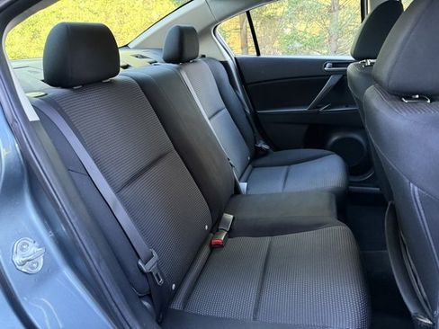 Used 2013 MAZDA MAZDA3 i SV w/ Convenience Pkg image 27