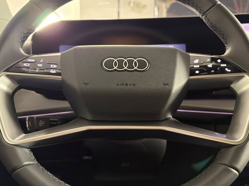 New 2026 Audi Q3 quattro 2.0T AWD/4WD image 22