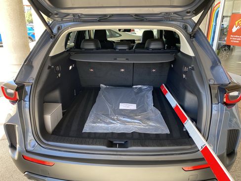Certified 2025 MAZDA CX-50 AWD 2.5 S w/ Cargo Package image 18