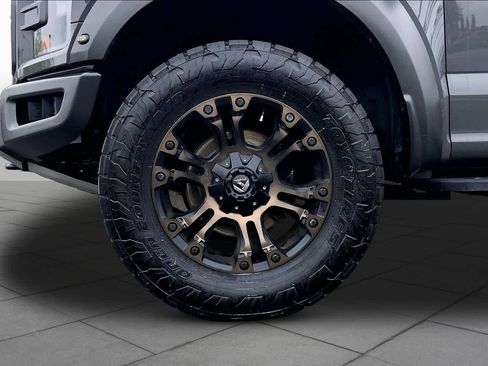 Used 2020 Ford F150 Raptor w/ Equipment Group 802A Luxury AWD/4WD image 10