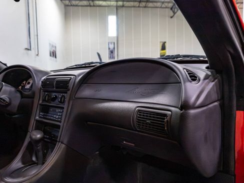 Used 2000 Ford Mustang GT RWD image 27