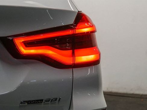 Used 2021 BMW X3 sDrive30i w/ Convenience Package image 11