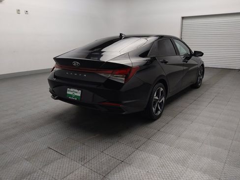 Used 2023 Hyundai Elantra SEL w/ Convenience Package FWD image 9