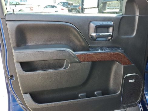 Used 2015 GMC Sierra 2500 SLT w/ Duramax Plus Package image 12