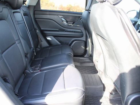 Used 2021 Lincoln Corsair Reserve w/ Equipment Group 201A image 20