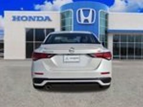 Used 2024 Nissan Sentra SR image 11