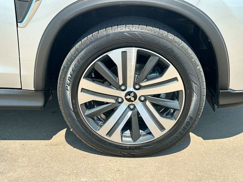 Used 2024 Mitsubishi Outlander Sport SE image 10