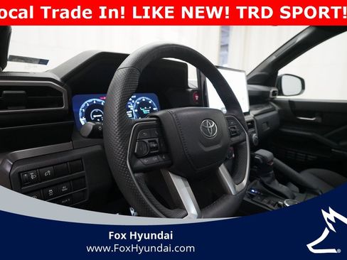 Used 2024 Toyota Tacoma TRD Sport w/ TRD Sport Upgrade Package image 8