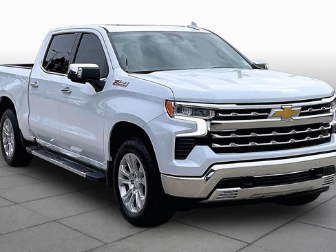 Used 2026 Chevrolet Silverado 1500 LTZ w/ LTZ Premium Package AWD/4WD image 3