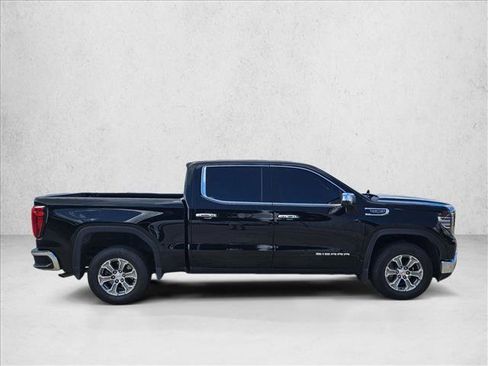 Used 2025 GMC Sierra 1500 SLT RWD image 4