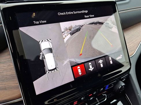 Certified 2023 Jeep Grand Cherokee Summit w/ Luxury Tech Group V image 15