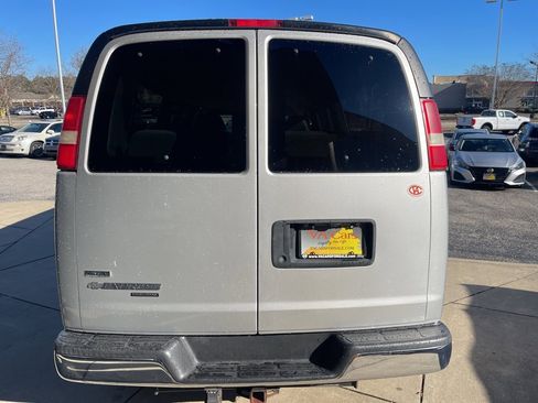 Used 2011 Chevrolet Express 3500 LT w/ LT Preferred Equipment Group image 4