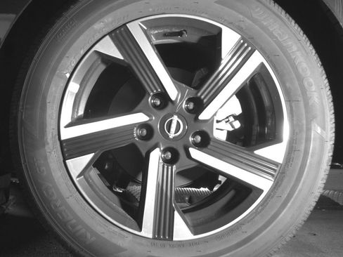 Used 2025 Nissan Sentra SV image 14