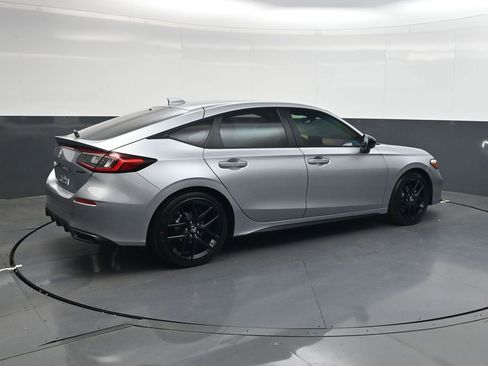 Used 2026 Honda Civic Sport image 4