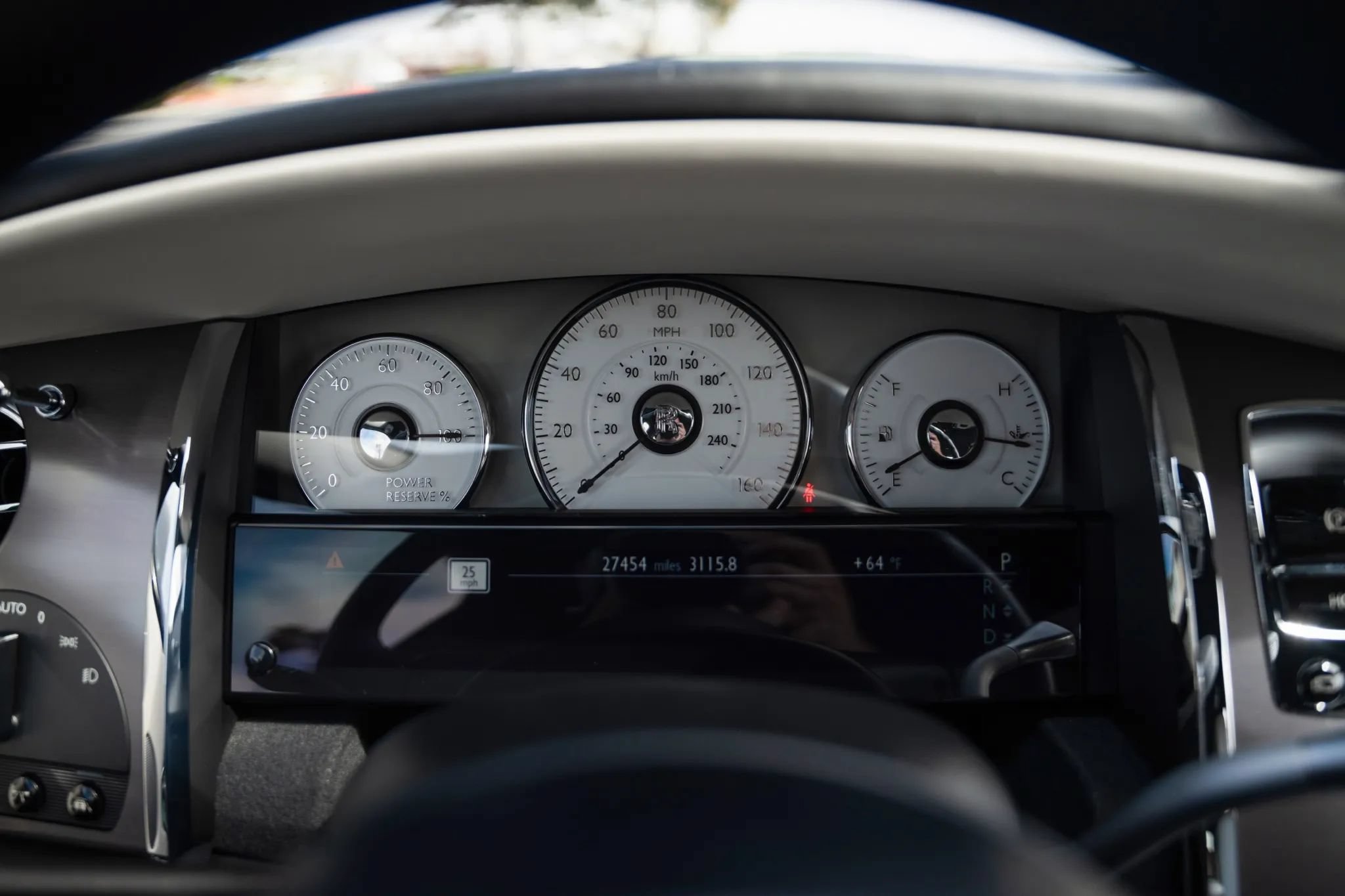 Used 2018 Rolls-Royce Ghost RWD image 25
