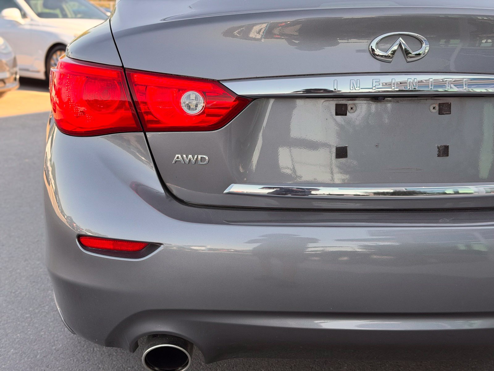 Used 2014 INFINITI Q50 Premium w/ Navigation Package AWD/4WD image 13