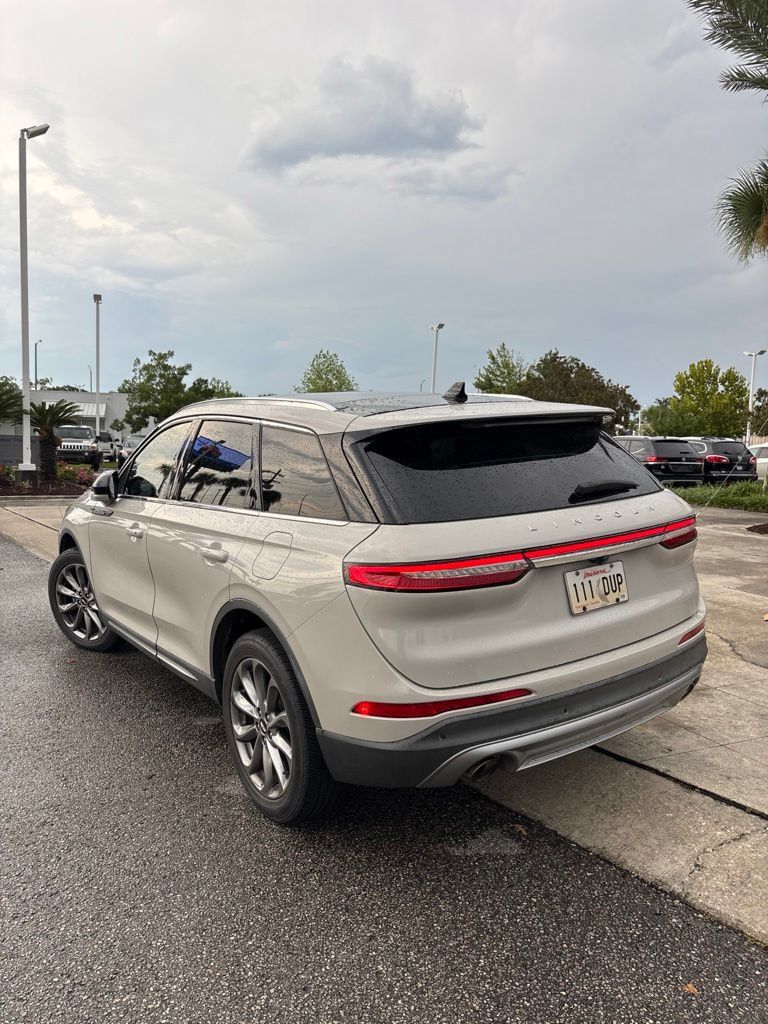 Used 2020 Lincoln Corsair FWD w/ Premium Package image 3