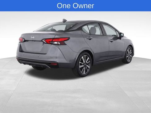 Used 2025 Nissan Versa SV FWD image 4