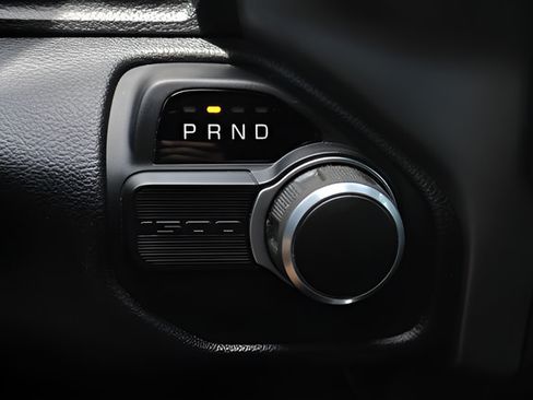 Used 2019 RAM 1500 Big Horn RWD image 29