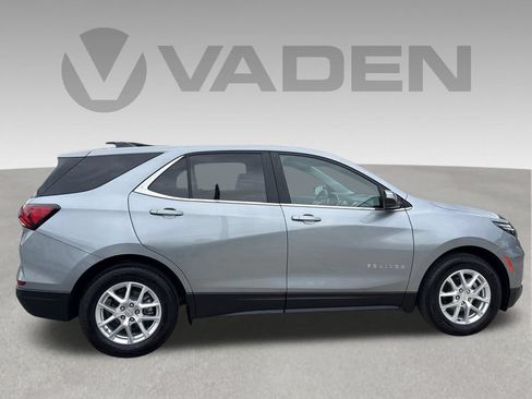 Used 2024 Chevrolet Equinox LT FWD image 32