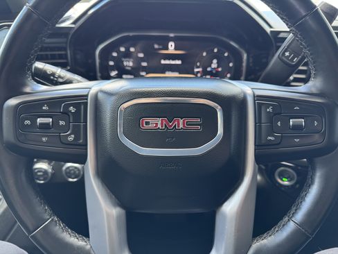 Used 2025 GMC Sierra 1500 SLT AWD/4WD image 34