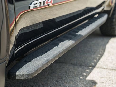 Used 2022 GMC Sierra 1500 AT4 w/ AT4 Premium Package image 27